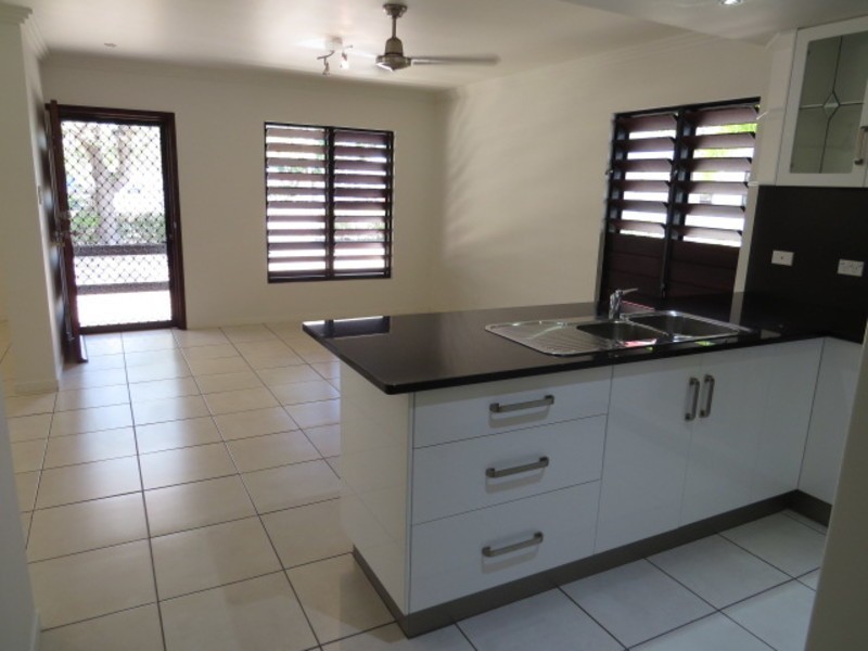 67 Golf Links Road, Bowen QLD 4805