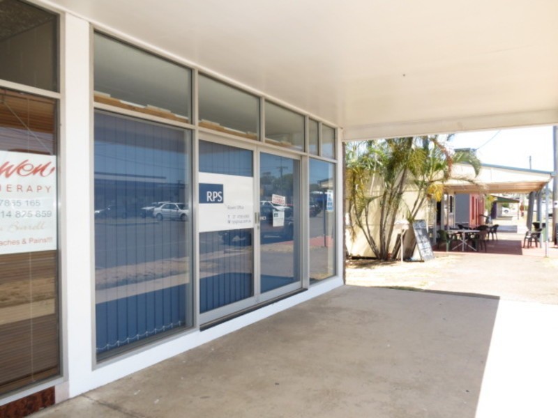 4/17 Gregory Street, Bowen QLD 4805