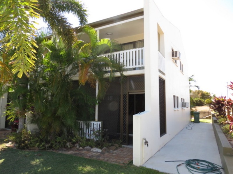 5/60 Herbert Street, Bowen QLD 4805