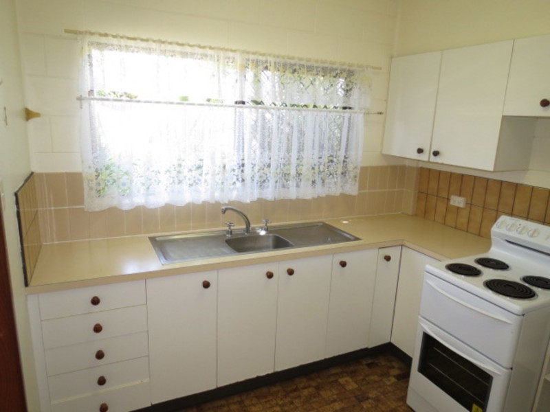 5/60 Herbert Street, Bowen QLD 4805