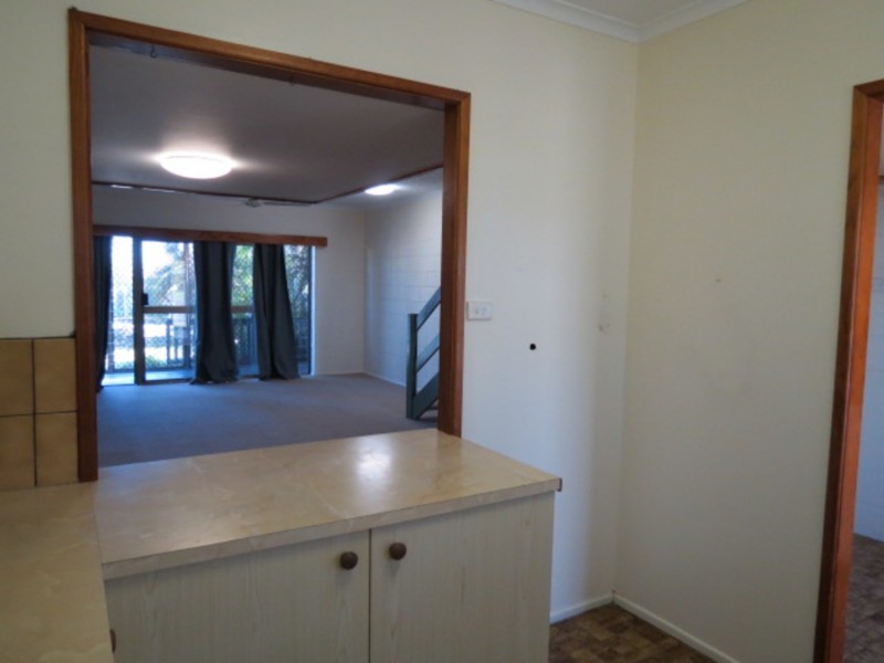 5/60 Herbert Street, Bowen QLD 4805