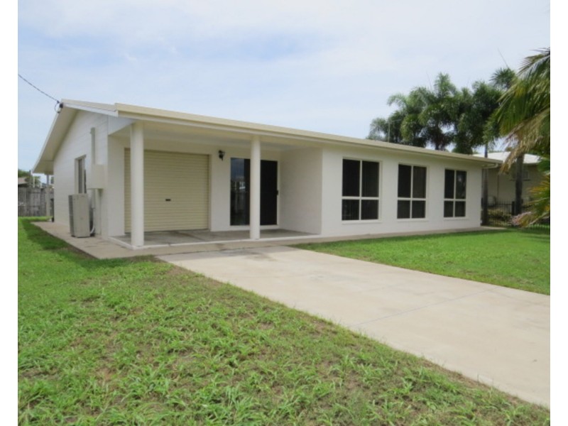 12 Emmerson Drive, Bowen QLD 4805