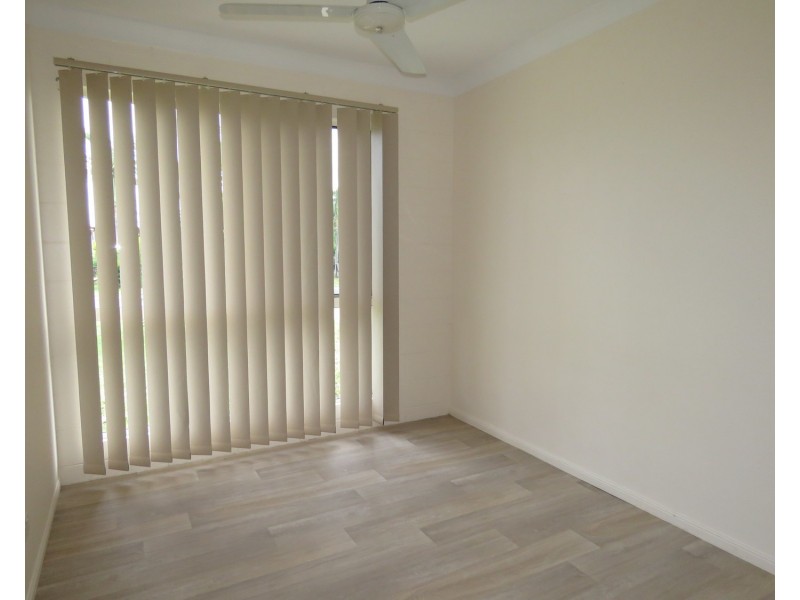 12 Emmerson Drive, Bowen QLD 4805