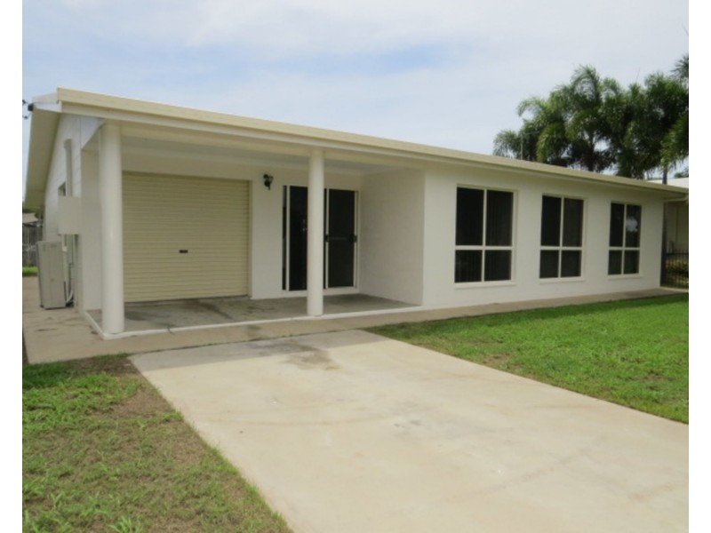 12 Emmerson Drive, Bowen QLD 4805