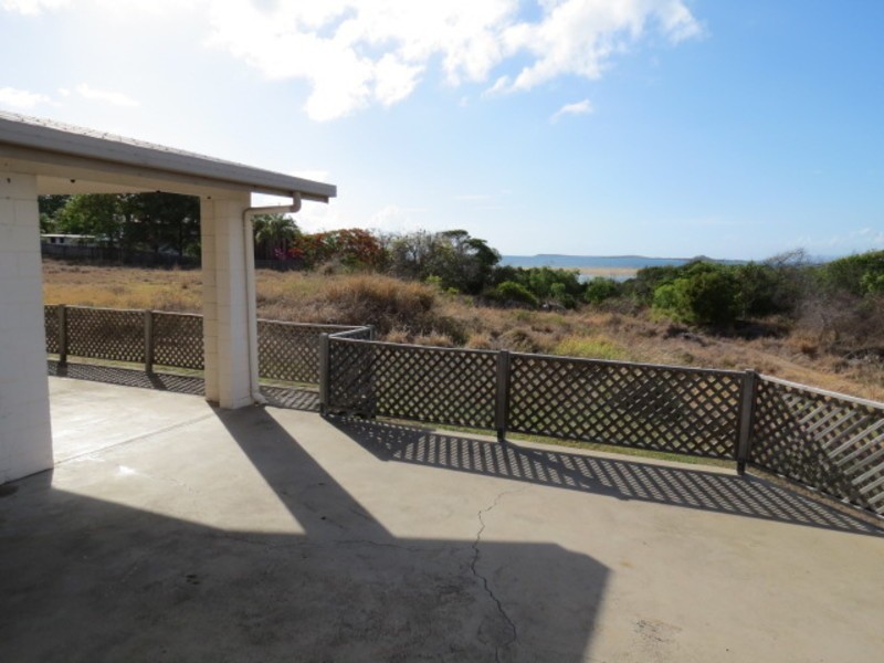20 Avicennia Street, Bowen QLD 4805
