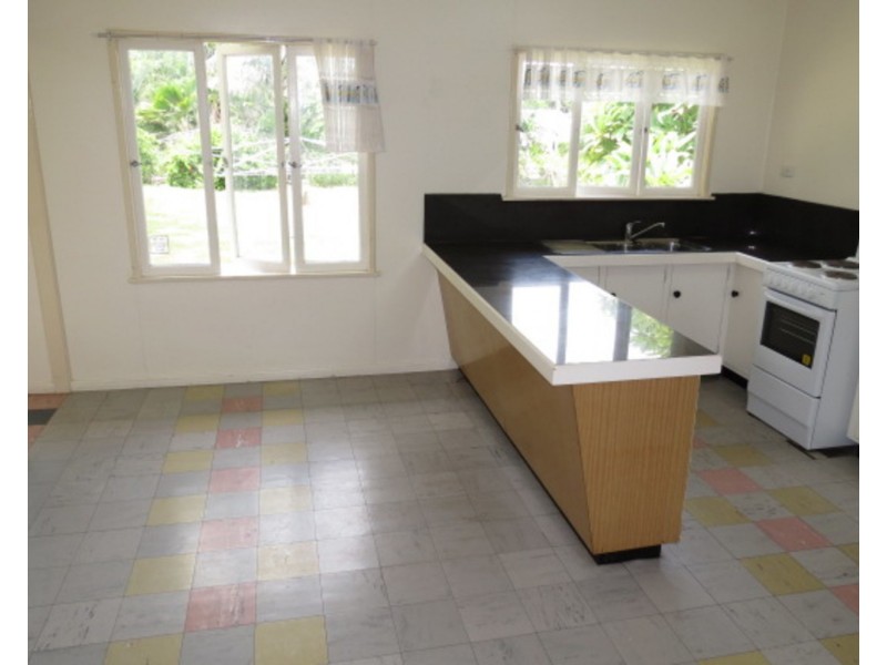 10a Leichhardt Street, Bowen QLD 4805