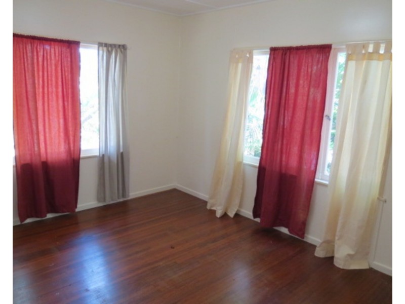 10a Leichhardt Street, Bowen QLD 4805