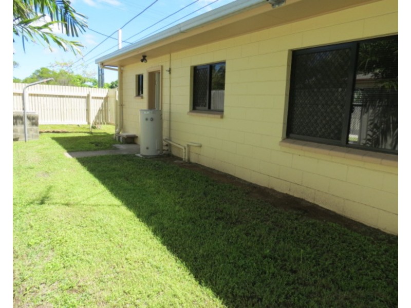 1/89 Powell Street, Bowen QLD 4805