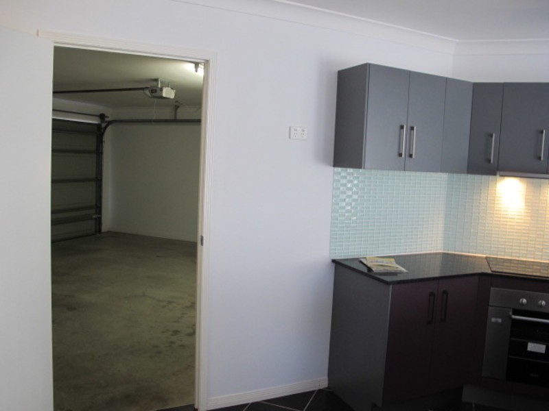 4/16 Williams Street, Bowen QLD 4805