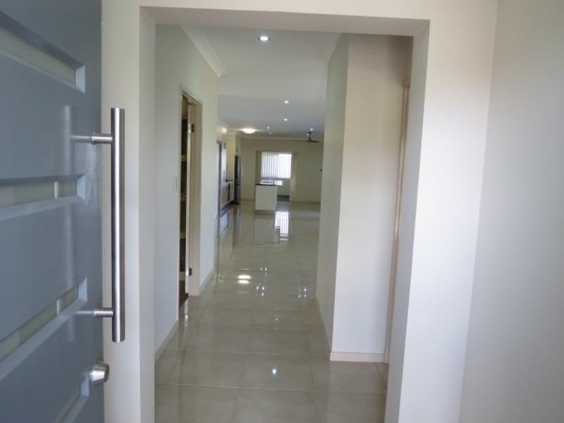 3 Sunshine Court, Bowen QLD 4805