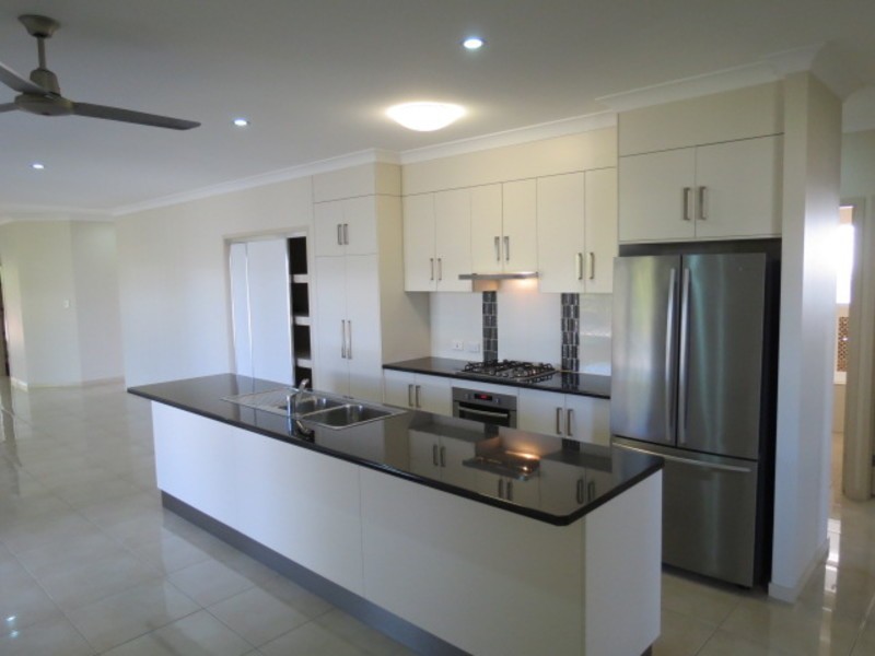 3 Sunshine Court, Bowen QLD 4805