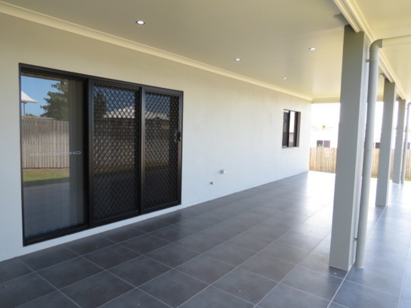 3 Sunshine Court, Bowen QLD 4805