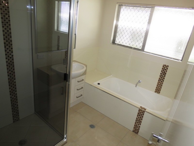 3 Sunshine Court, Bowen QLD 4805