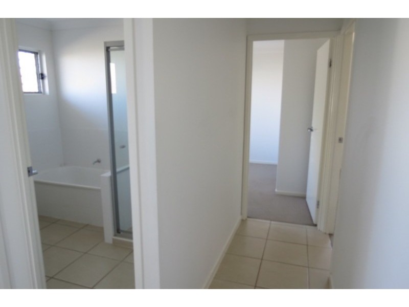 25 Nautilus Street, Bowen QLD 4805