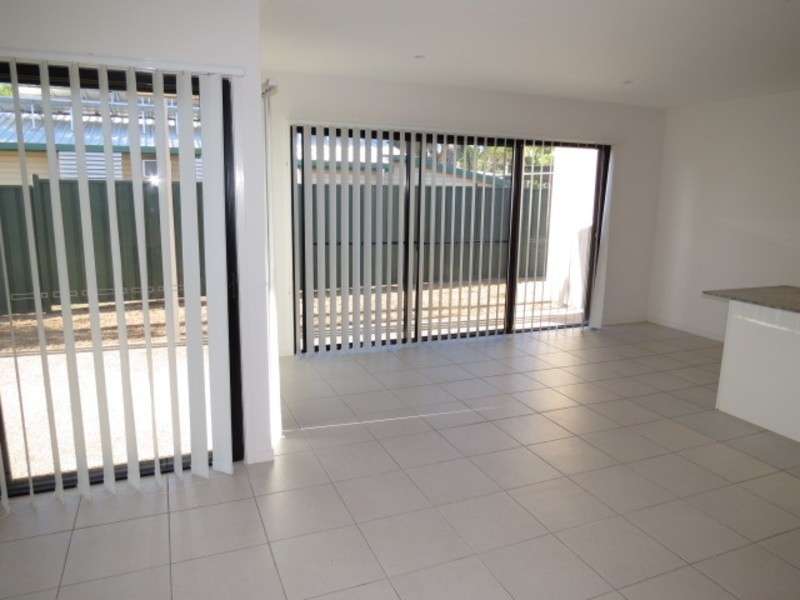 1 /8 Gilbert Street, Bowen QLD 4805