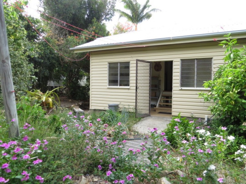 9 Philip Street, Bowen QLD 4805
