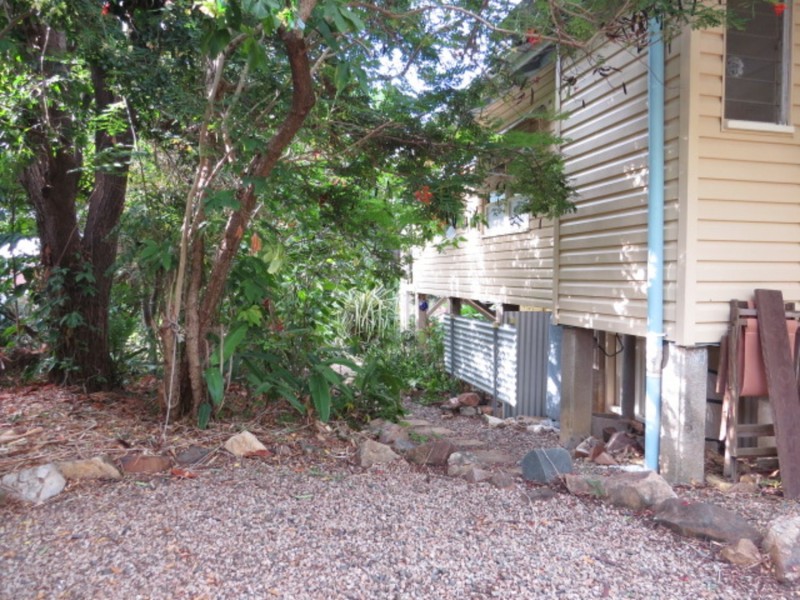 9 Philip Street, Bowen QLD 4805