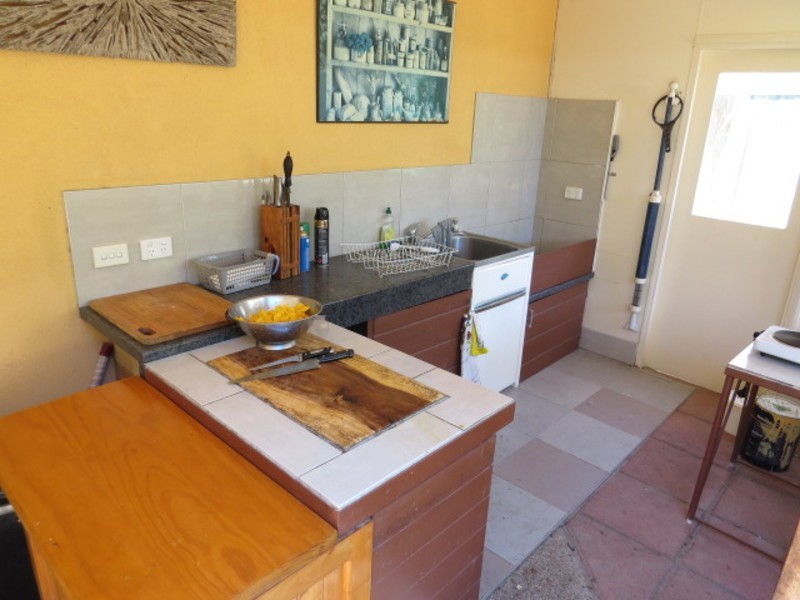 2/104 Dalrymple Street, Bowen QLD 4805