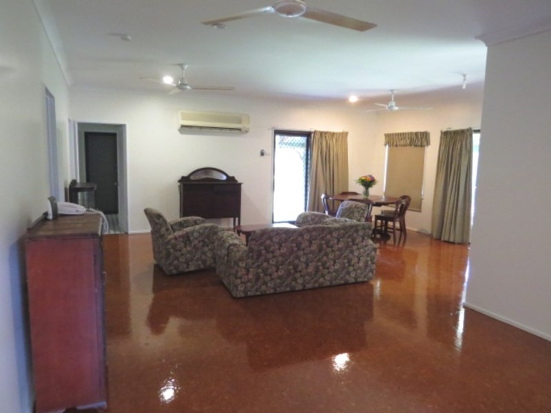 15 Brighton Road, Bowen QLD 4805