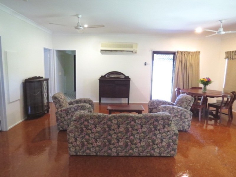 15 Brighton Road, Bowen QLD 4805