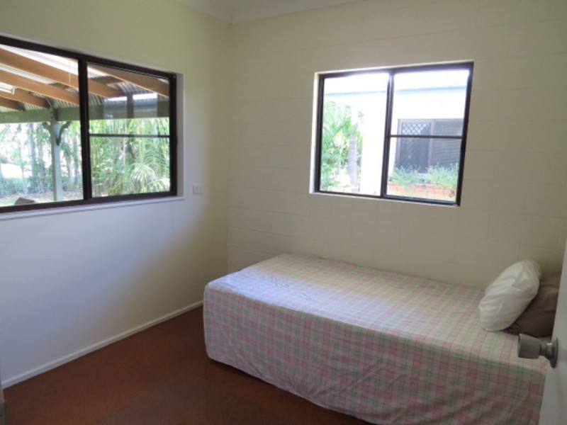 15 Brighton Road, Bowen QLD 4805