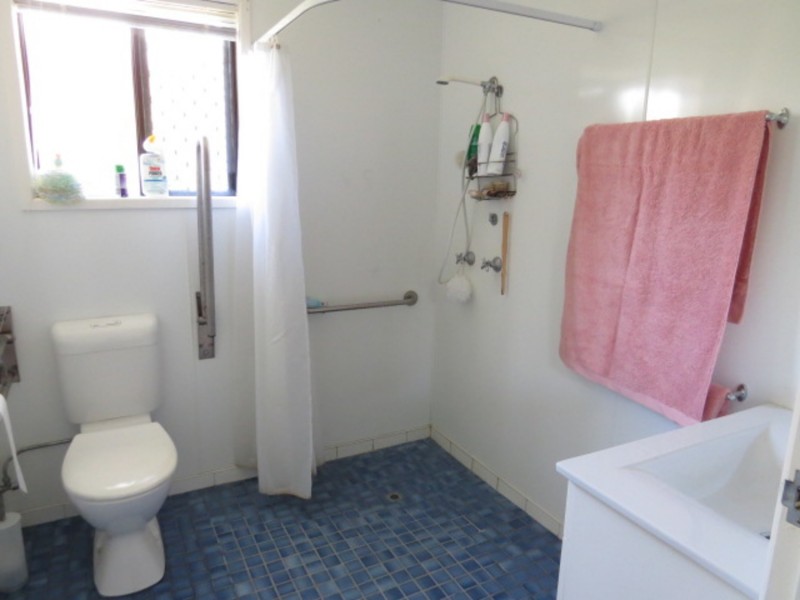 15 Brighton Road, Bowen QLD 4805