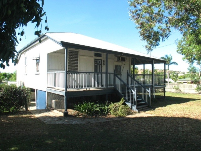 72 Livingstone Street, Bowen QLD 4805