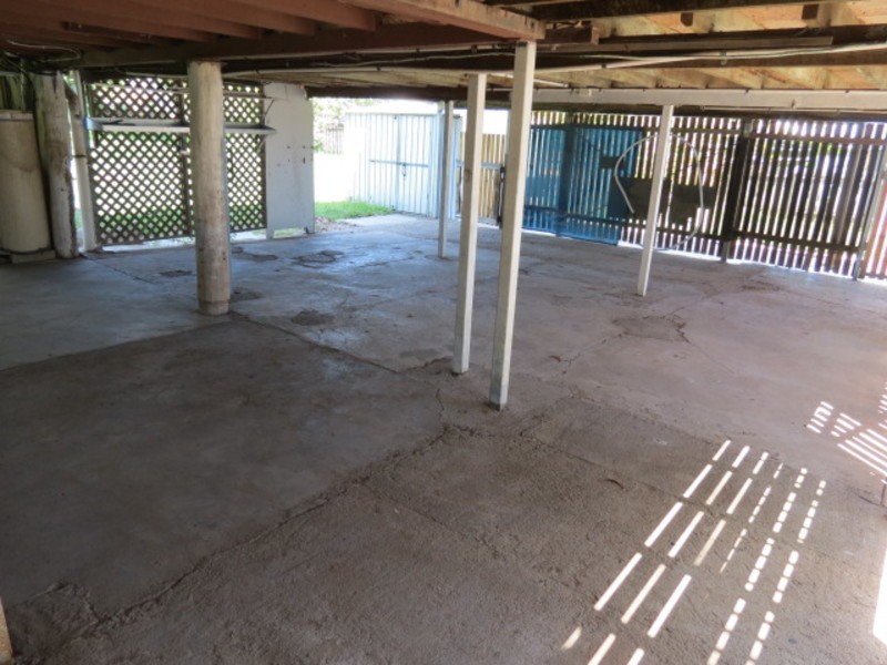 72 Livingstone Street, Bowen QLD 4805