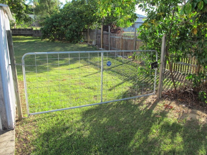 72 Livingstone Street, Bowen QLD 4805