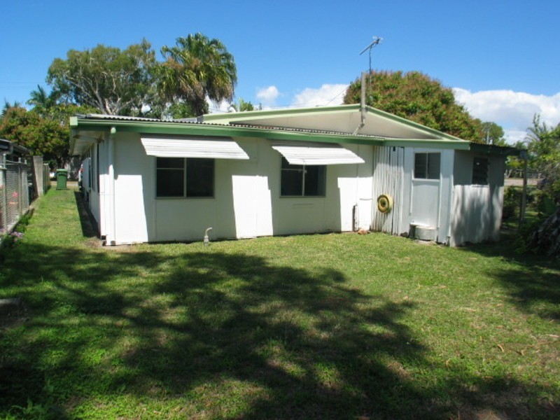 6 Webster Street, Bowen QLD 4805