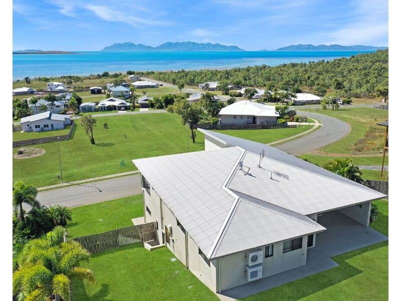 110 – 112 Ocean View Drive, Bowen QLD 4805