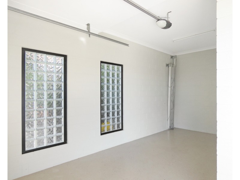 110 – 112 Ocean View Drive, Bowen QLD 4805