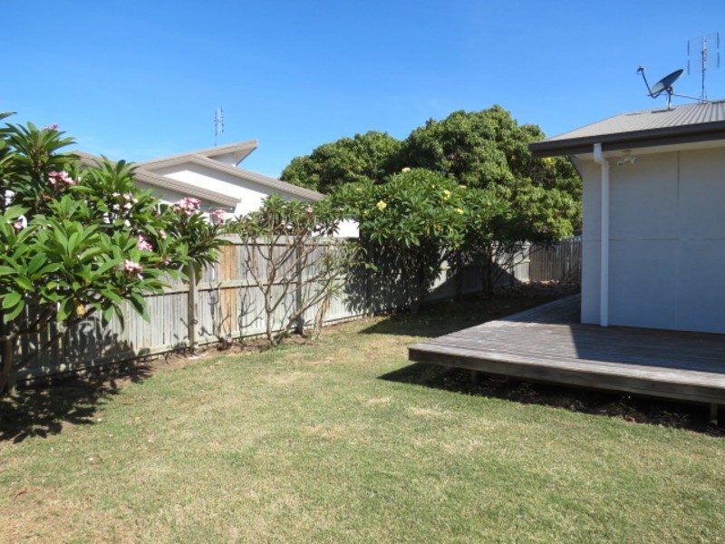 2/8 Gilbert Street, Bowen QLD 4805