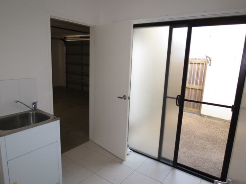 2/8 Gilbert Street, Bowen QLD 4805