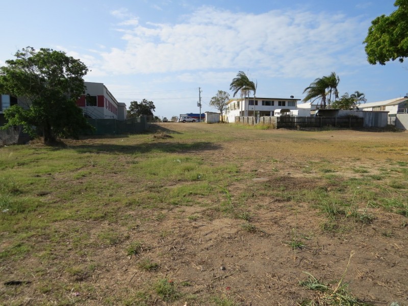 36 Dalrymple Street, Bowen QLD 4805