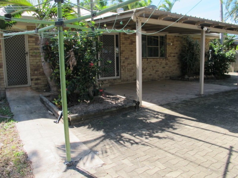 39 Coral Street, Bowen QLD 4805