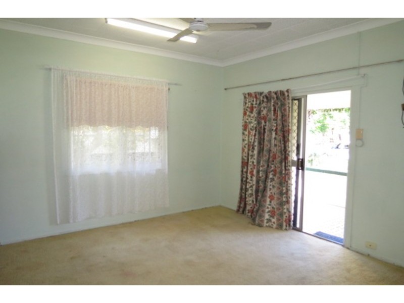 19 Golf Links Road, Bowen QLD 4805