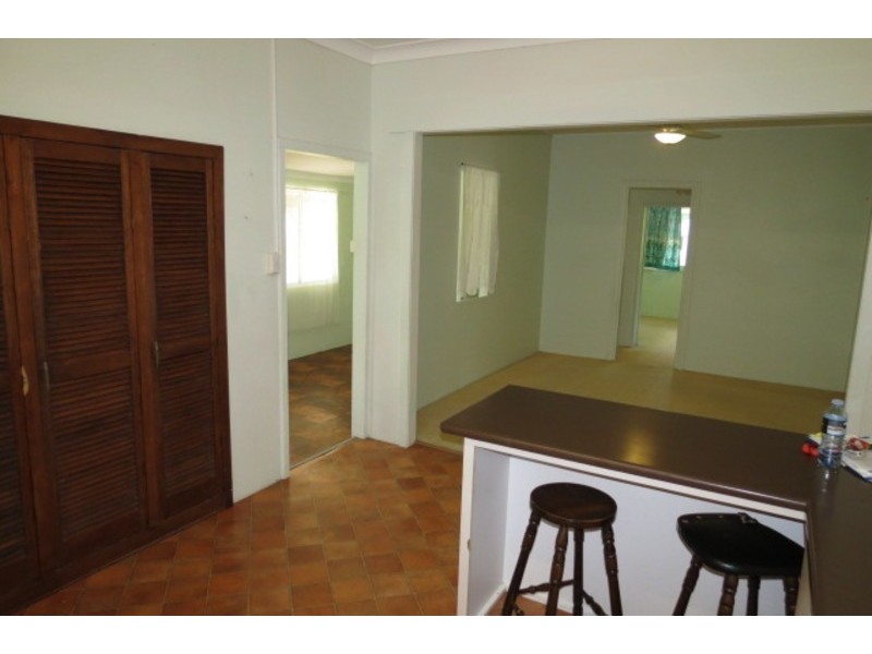 19 Golf Links Road, Bowen QLD 4805