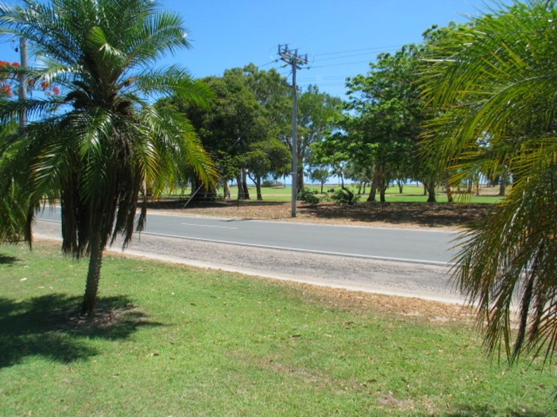 19 Golf Links Road, Bowen QLD 4805