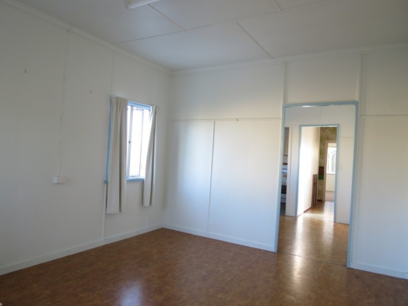 7 Russell Street, Bowen QLD 4805