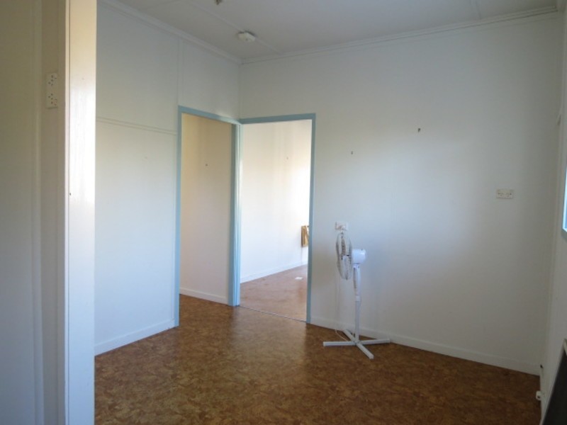 7 Russell Street, Bowen QLD 4805