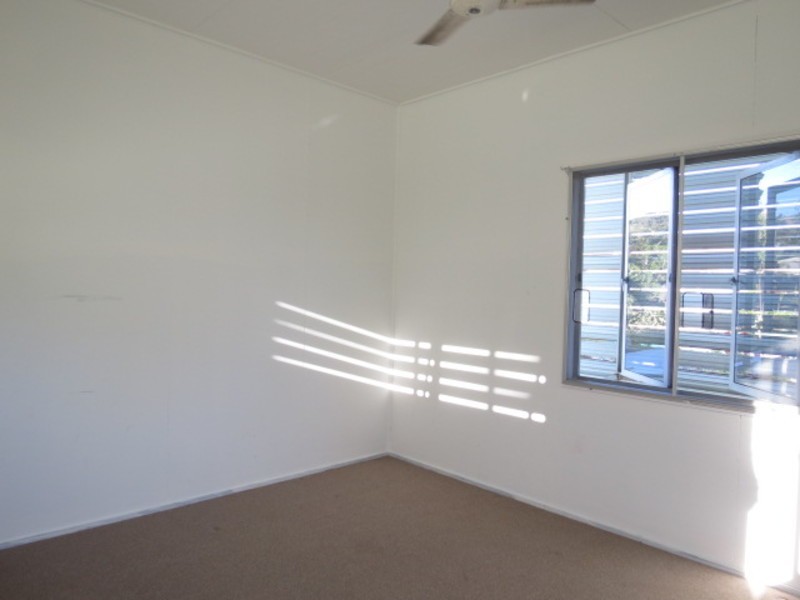 7 Russell Street, Bowen QLD 4805