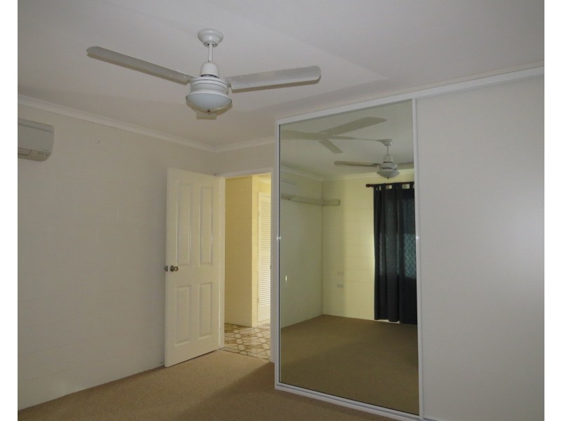 7 Queens Road, Bowen QLD 4805