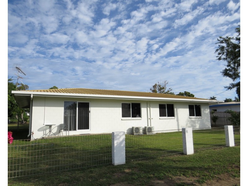 7 Queens Road, Bowen QLD 4805