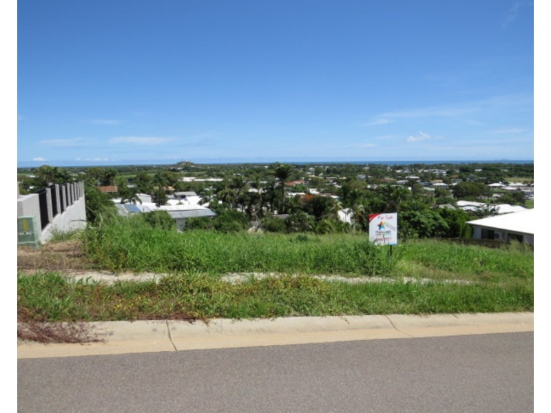 18 Tynwald Avenue, Bowen QLD 4805