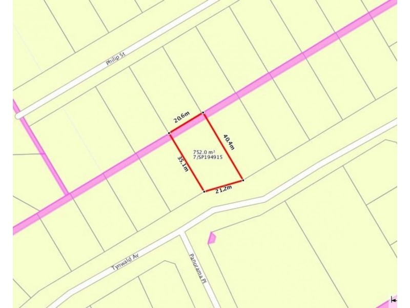 16 Tynwald Avenue, Bowen QLD 4805
