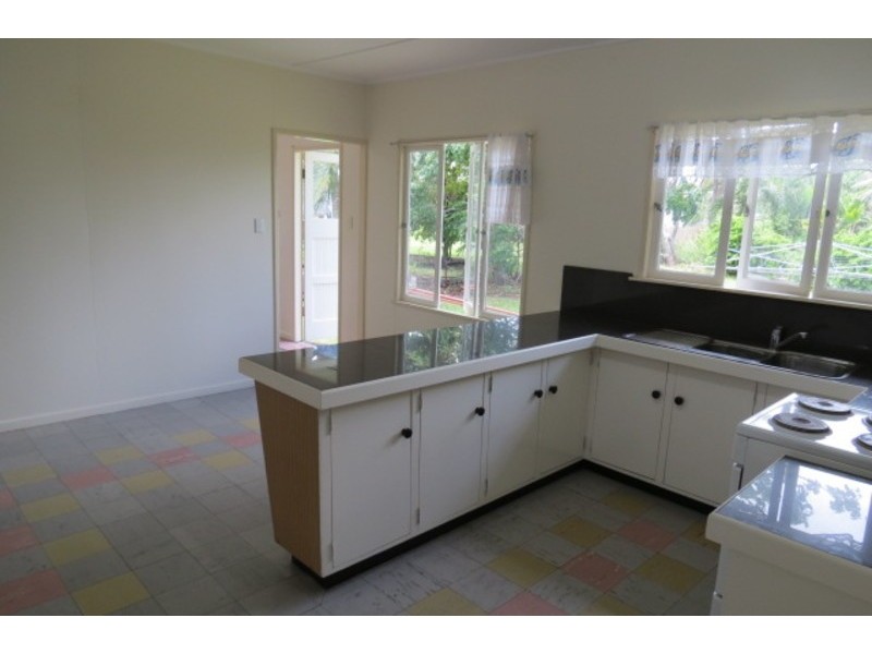 10A Leichhardt Street, Bowen QLD 4805