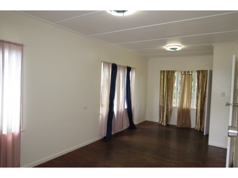 10A Leichhardt Street, Bowen QLD 4805