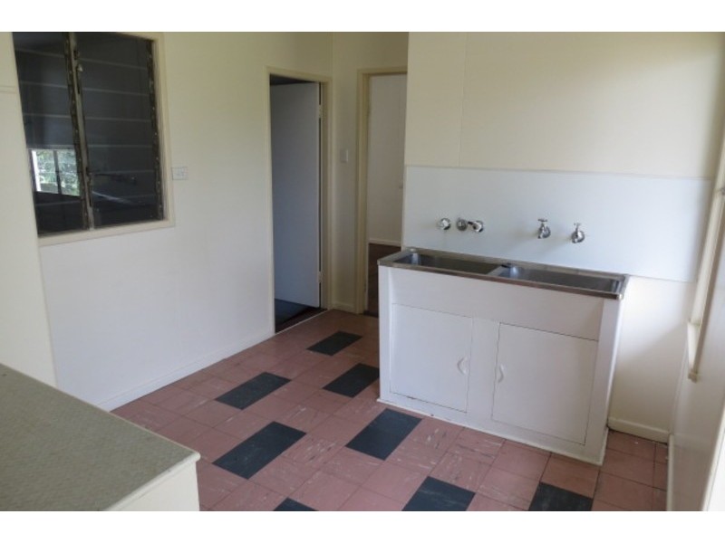 10A Leichhardt Street, Bowen QLD 4805