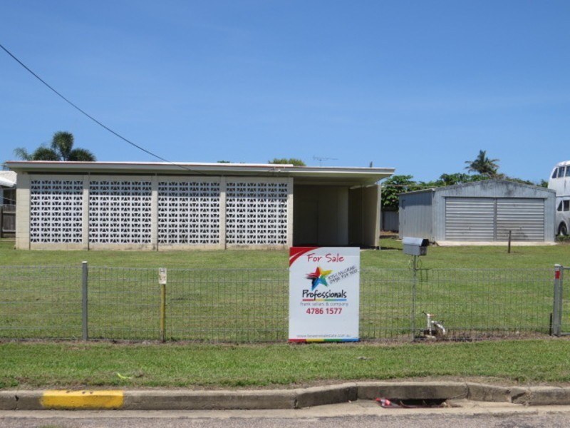 22 Gloucester Street, Bowen QLD 4805